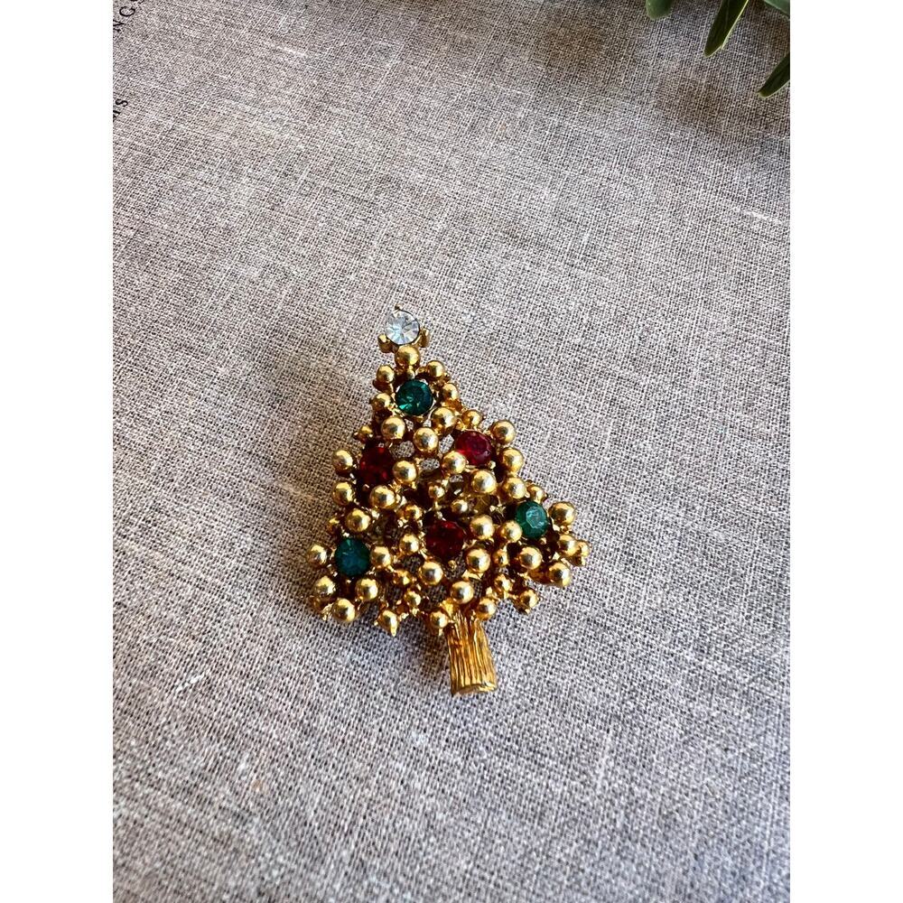 Vintage Christmas Tree Gold Tone Brooch | Red, Green & Clear Faceted Faux Gems
